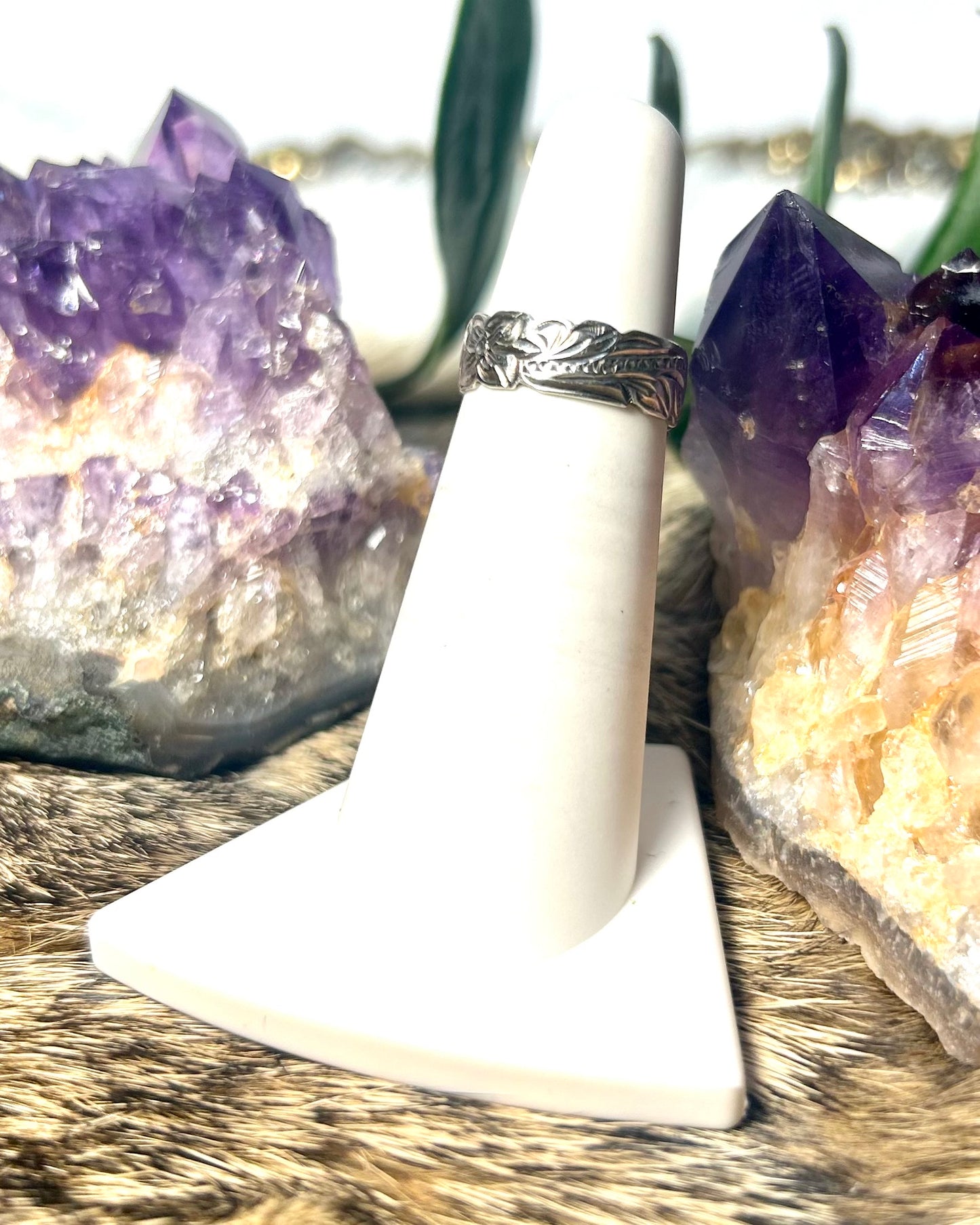 Size 4 Sterling Silver Band Ring